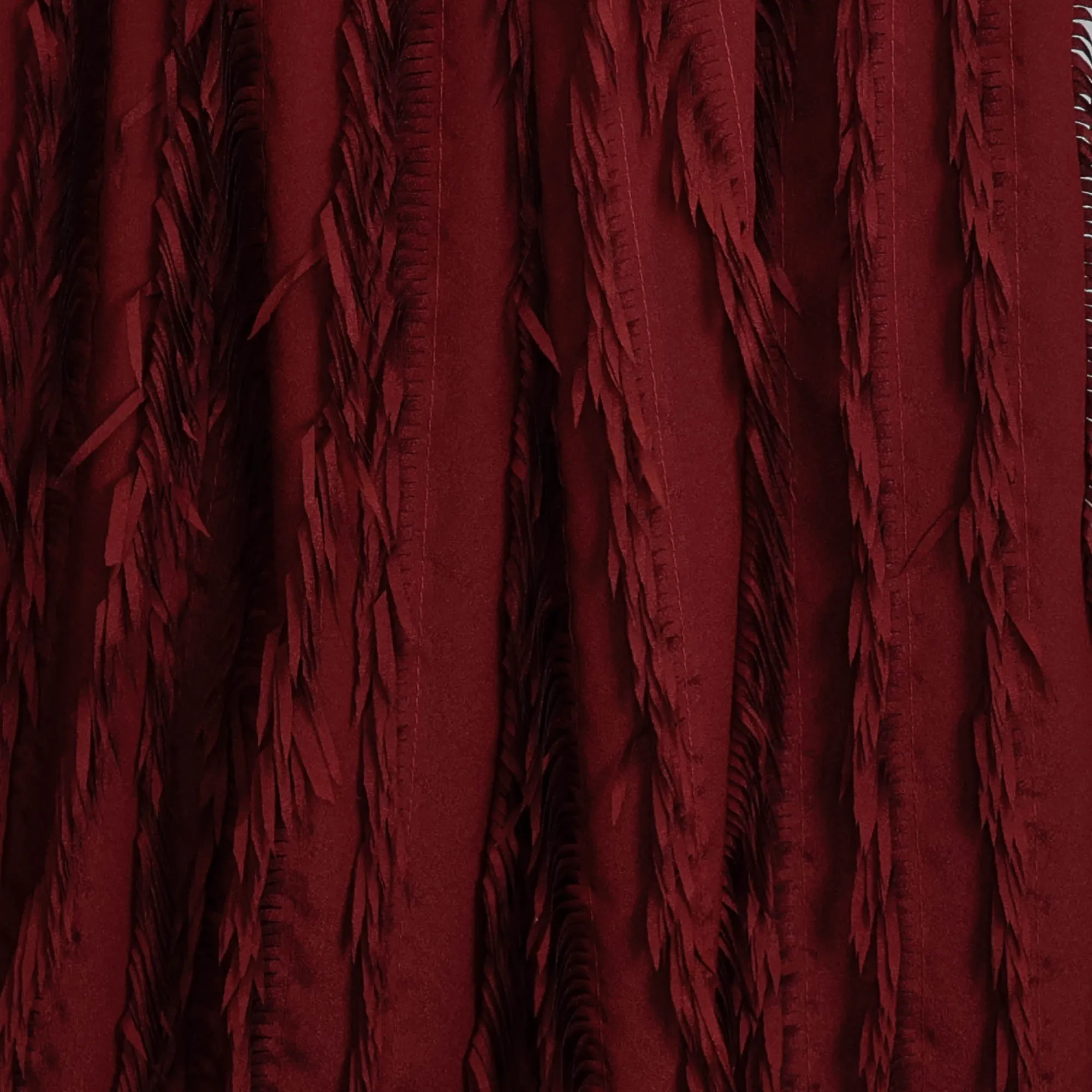 Crêpe bordeaux met franjes - Knipmode + Burda