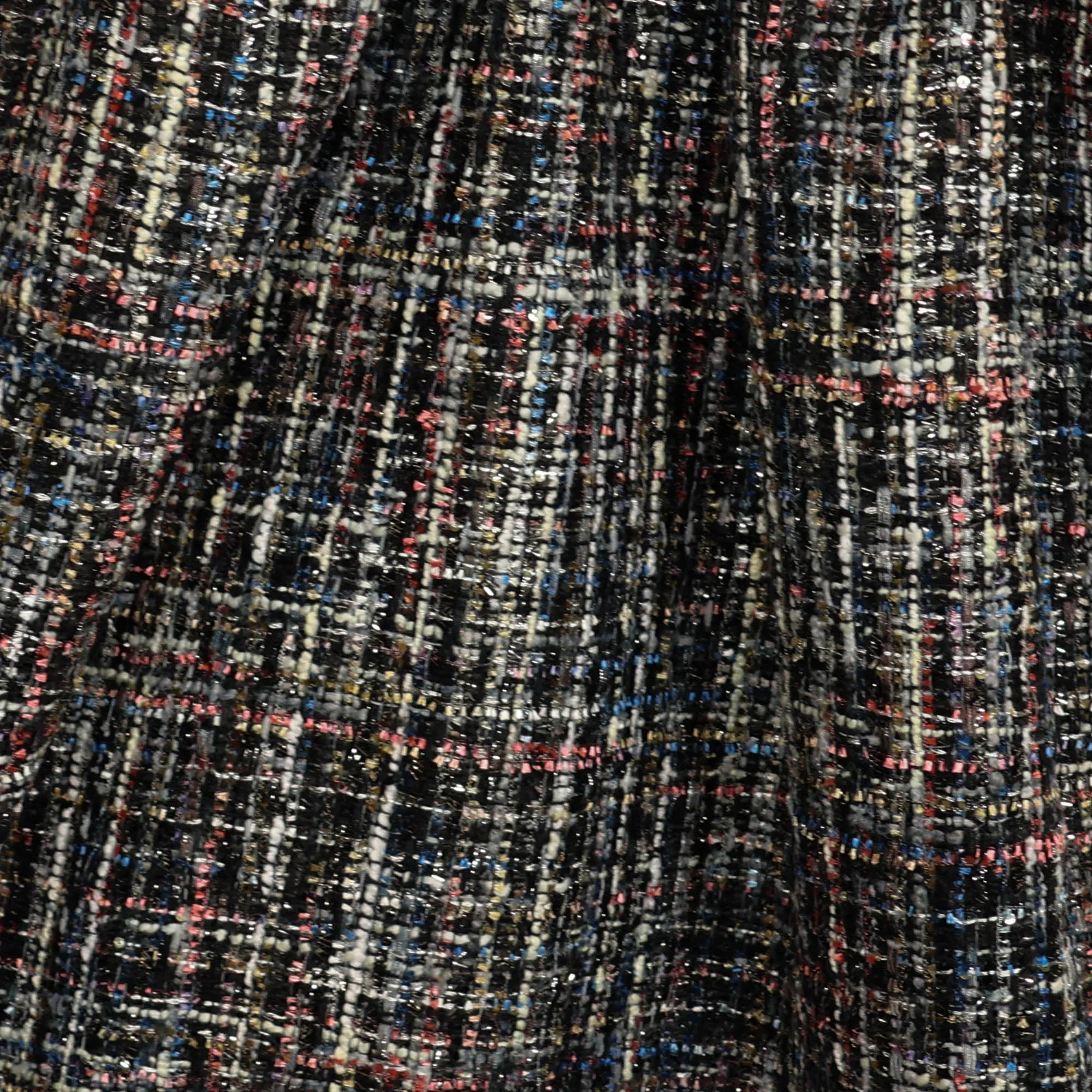 Chanel bouclé zwart met gekleurde weving en zilver