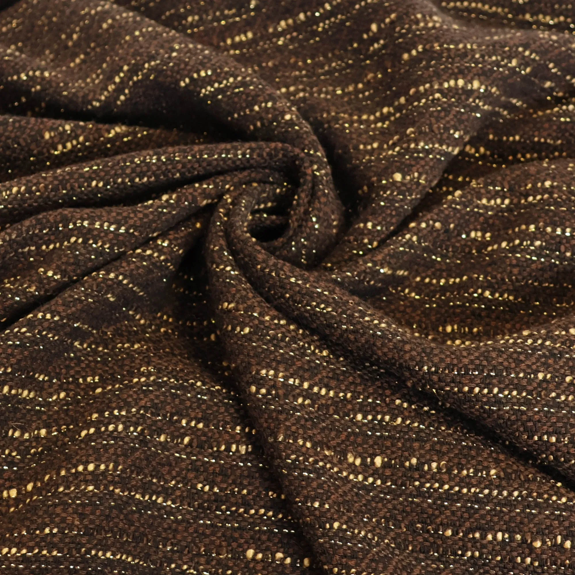 Chanel bouclé bruin