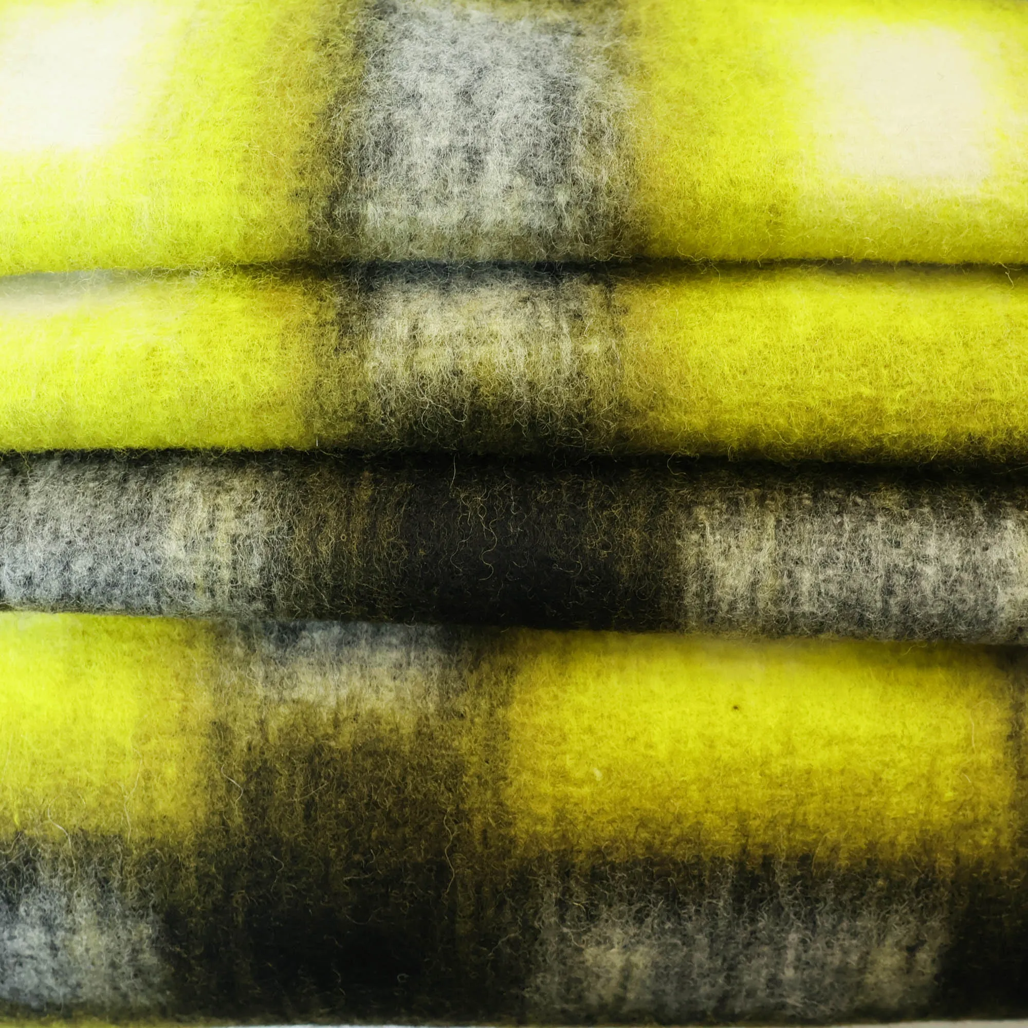 Mantelstof groen geruit - A La Ville