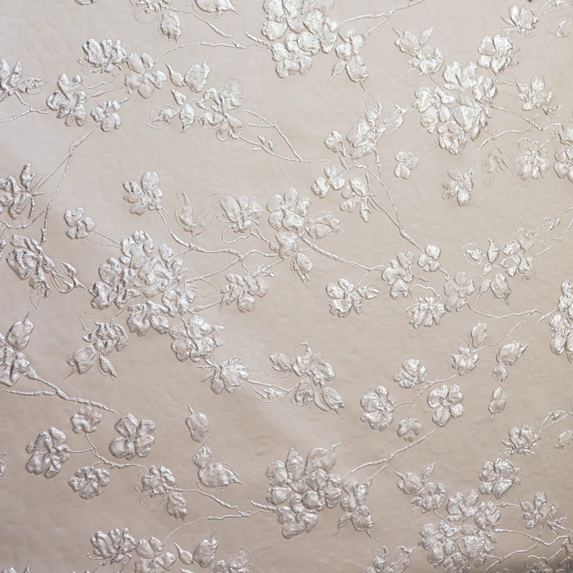 Jacquard gebroken wit met zilver patroon - Lorré