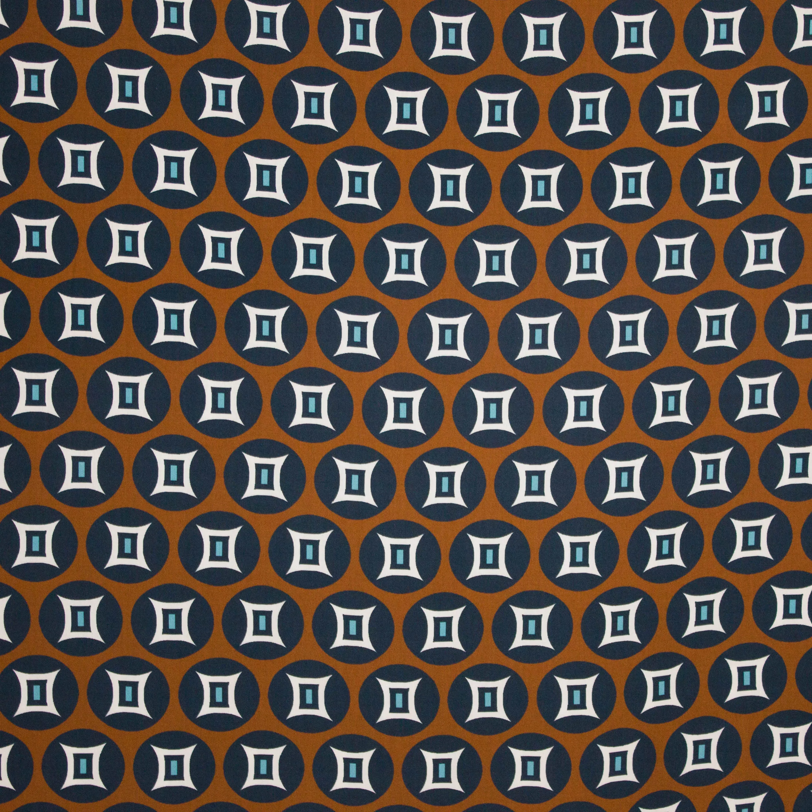 Viscose met geometrische retro print