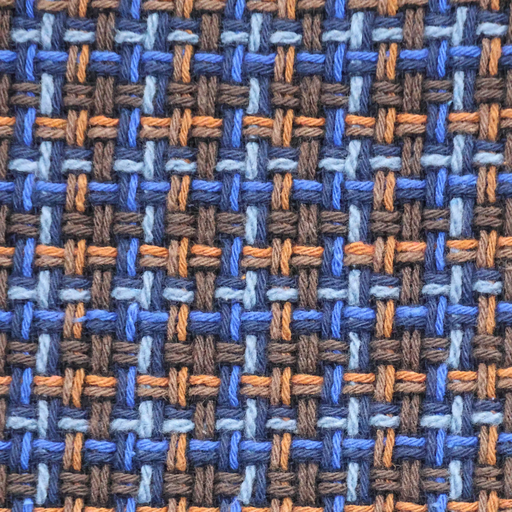 Chanel grofgeweven blauw met bruine tinten
