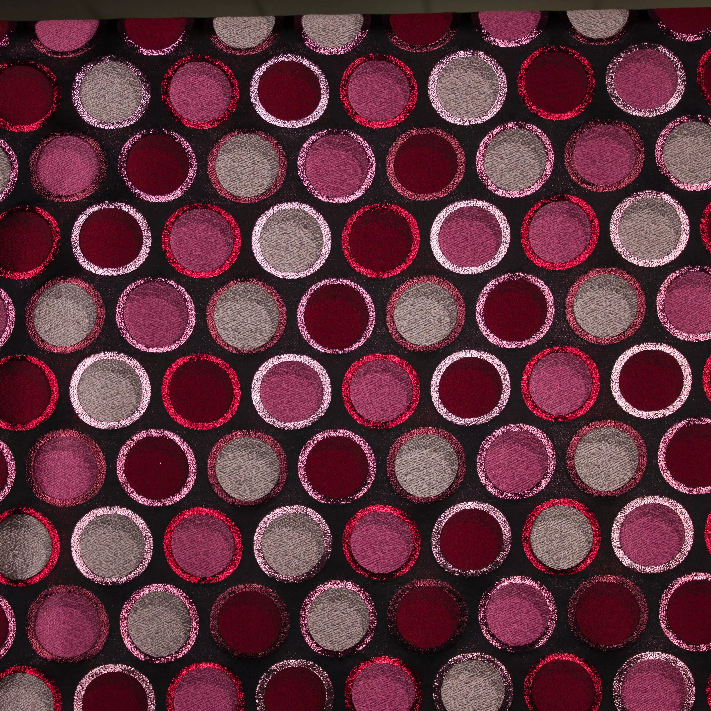 Bordeaux jacquard met bollen motief en glitter