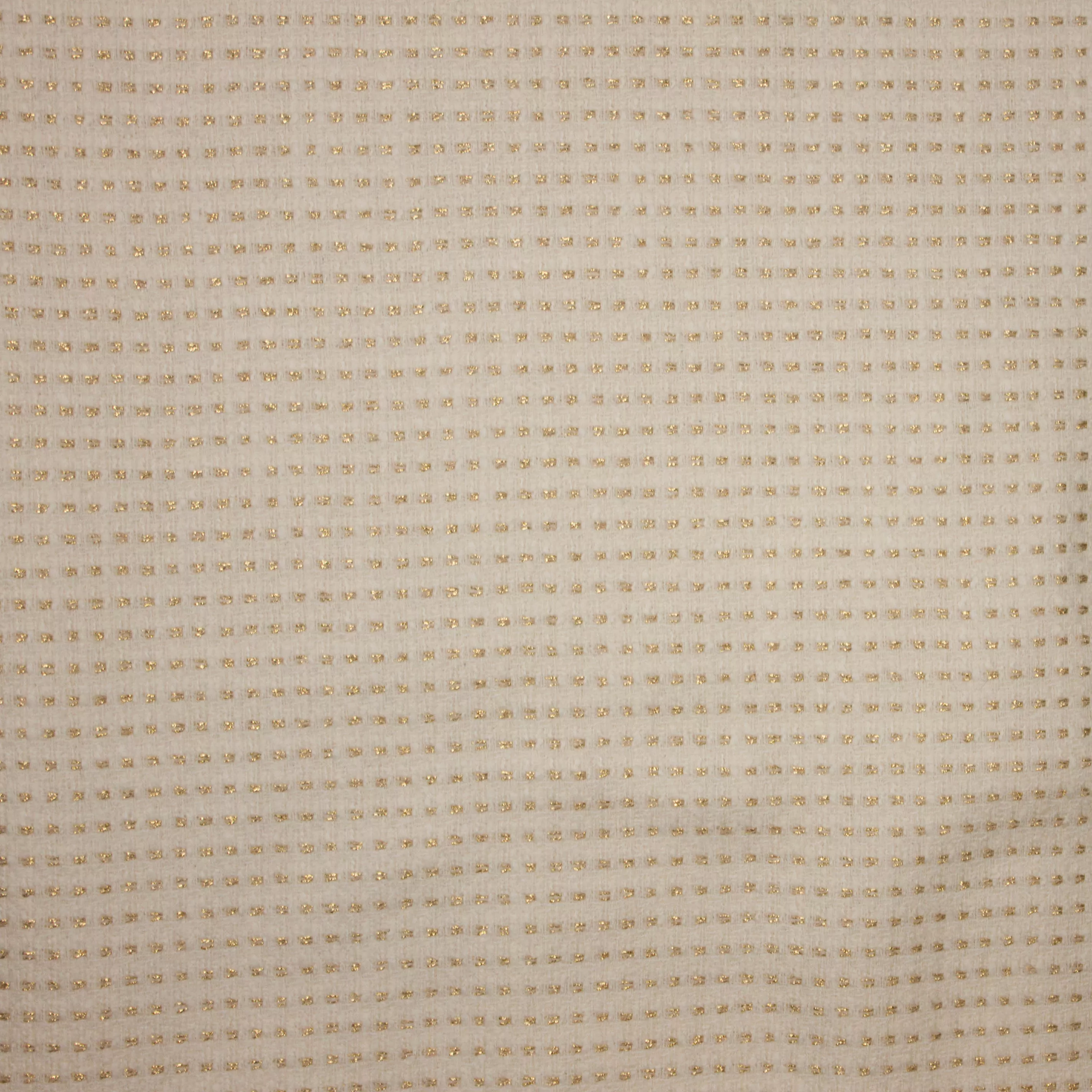 Witte chanelstof met gouden weving