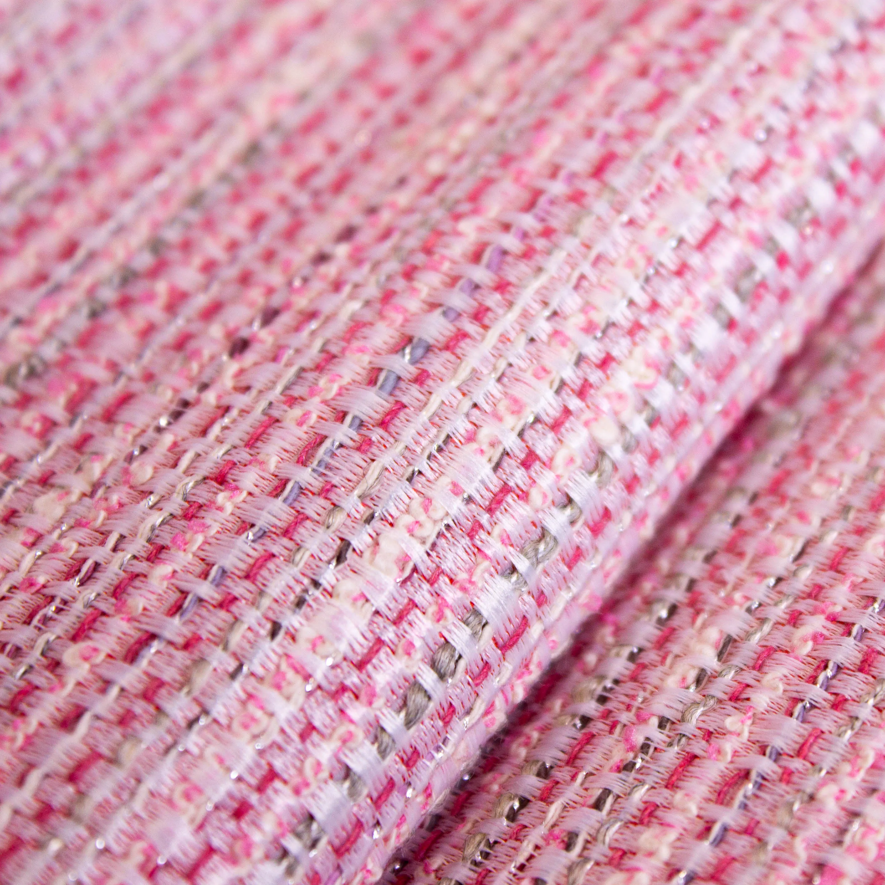 Chanelstof in roze tinten