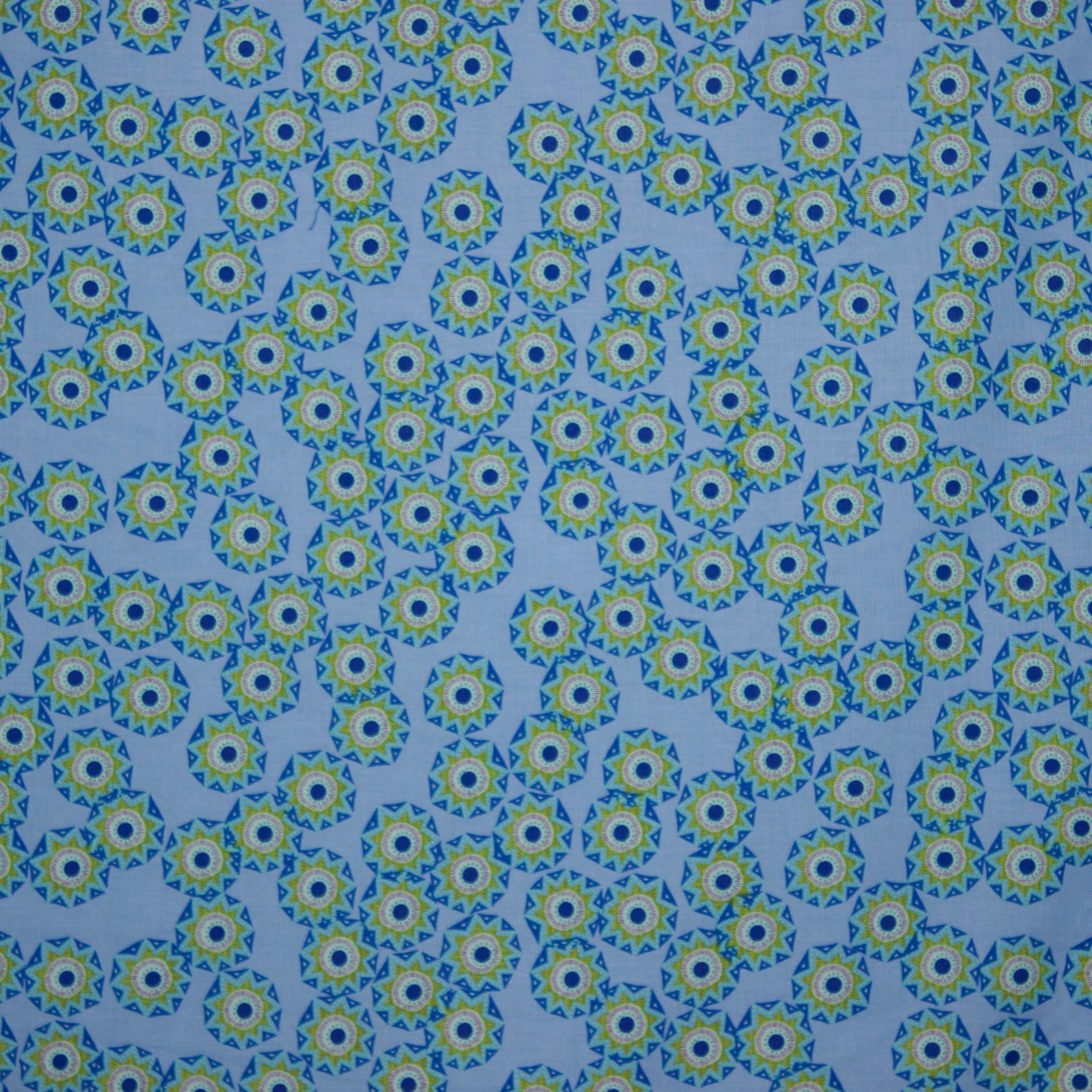 Blauwe katoen met abstract bloemetjesmotief