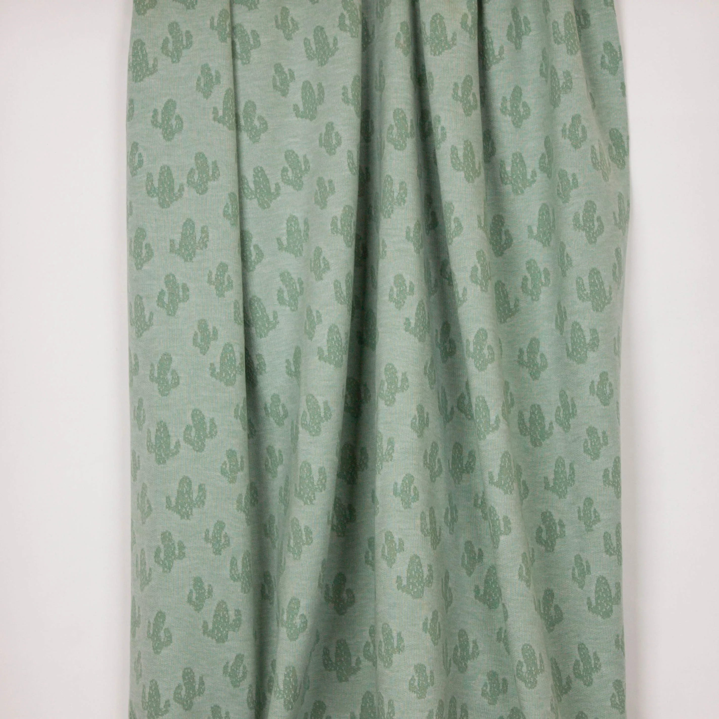 Muntkleurige dunne french terry met jacquard cactus