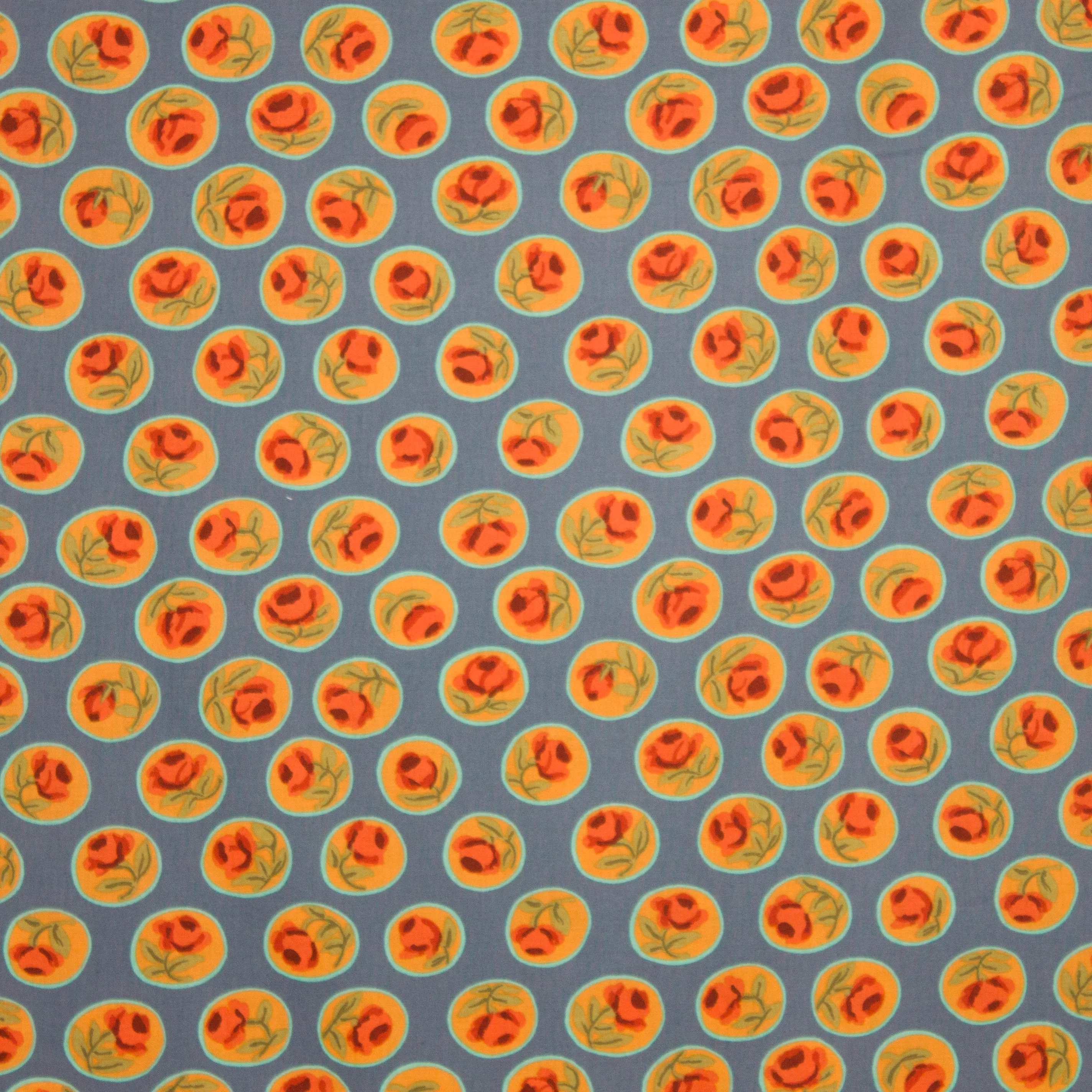 Blauwgrijze katoen met bloemen