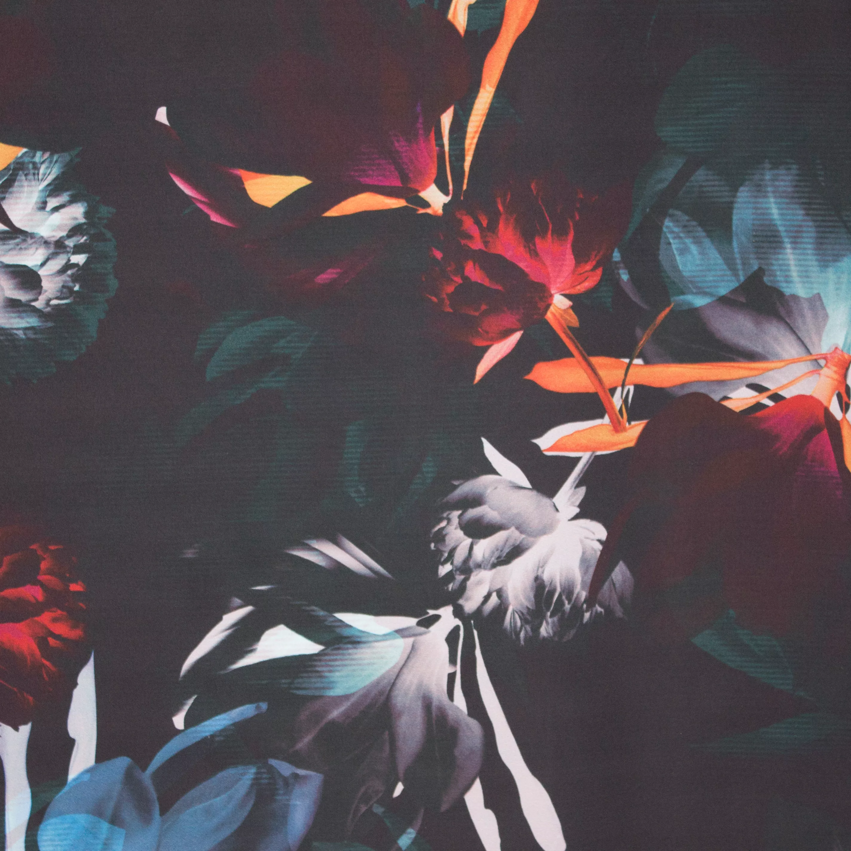 Zwarte polyester met grote bloemen  van John Kaldor