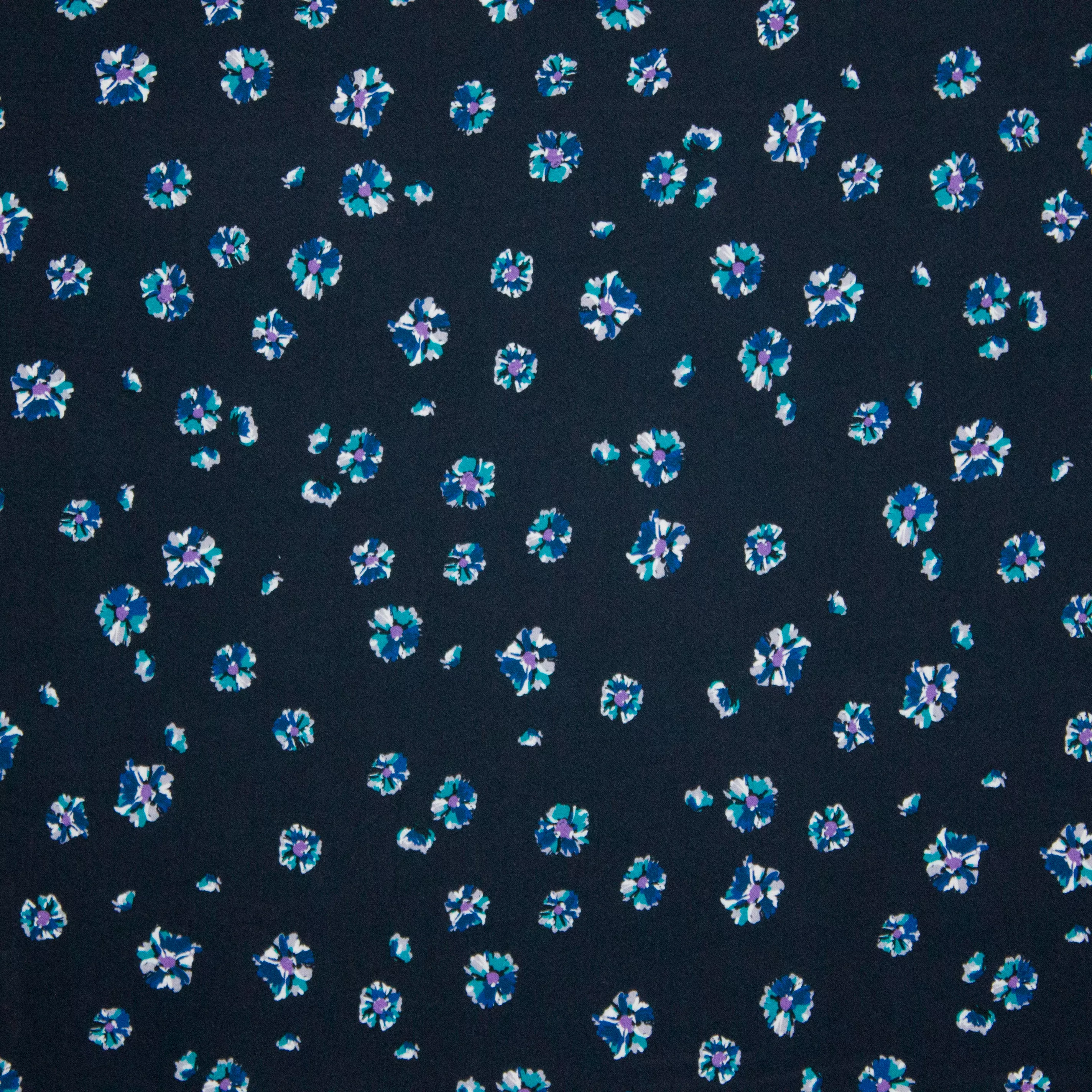 Donkerblauwe viscose met bloemen