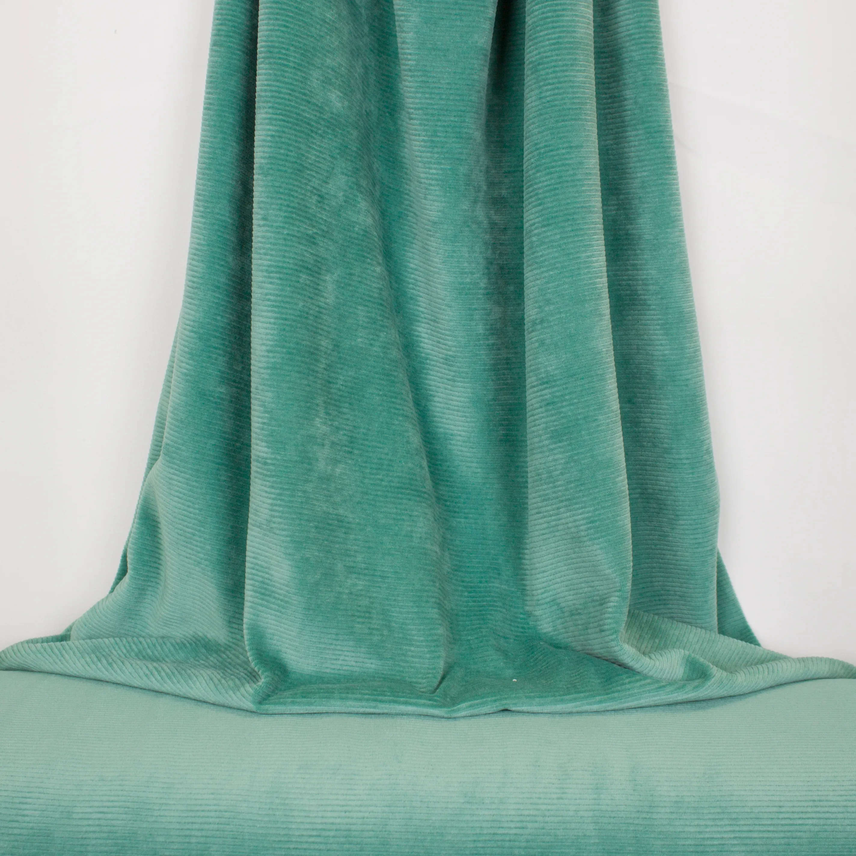 Turquoise ribfluweel