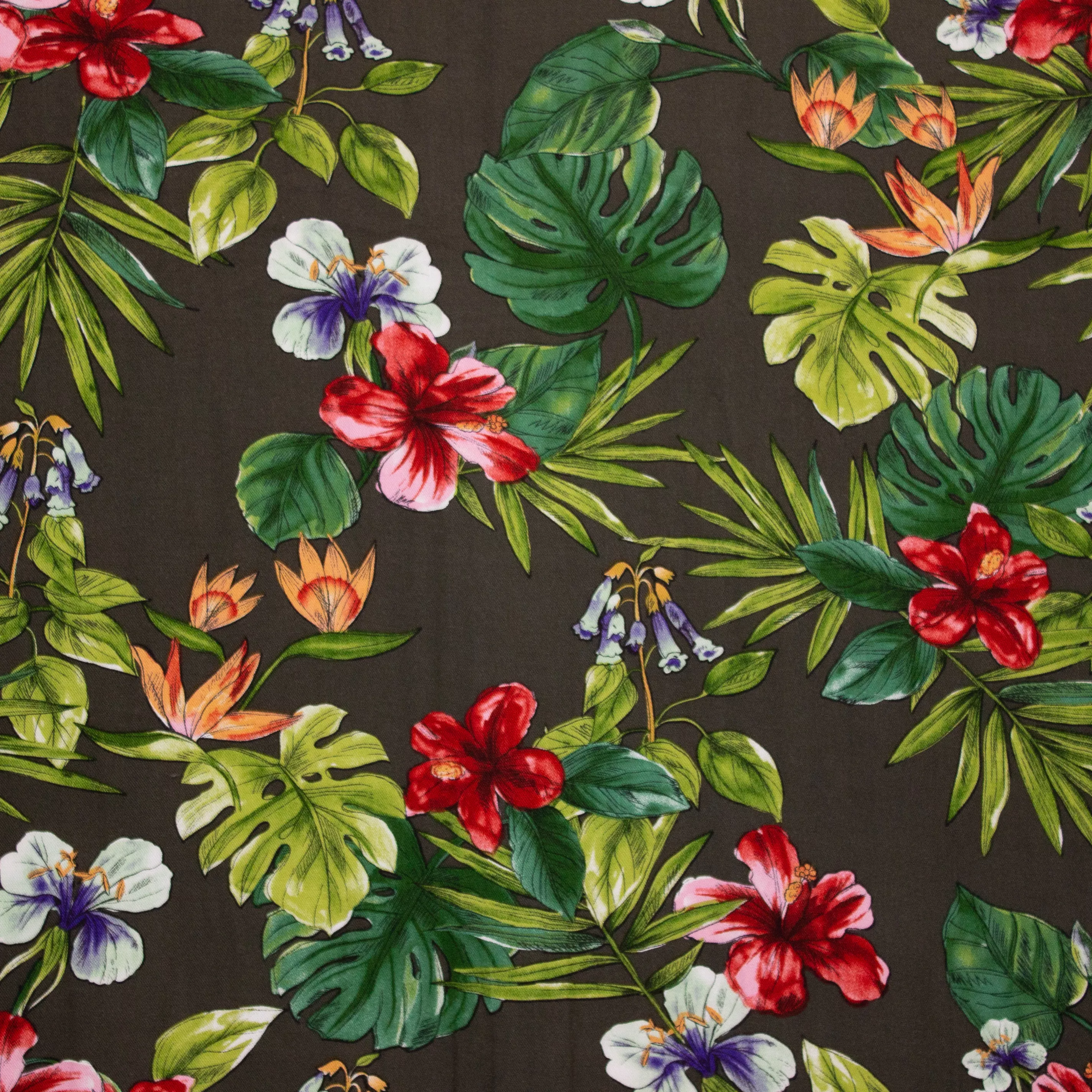 Zwarte viscose met veelkleurige bloemen van Stitched by You