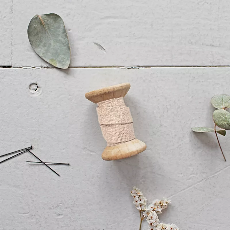 Biais 'dobby blush' van Atelier Brunette