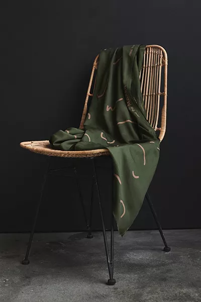 Groene viscose met krul van Mind The Maker