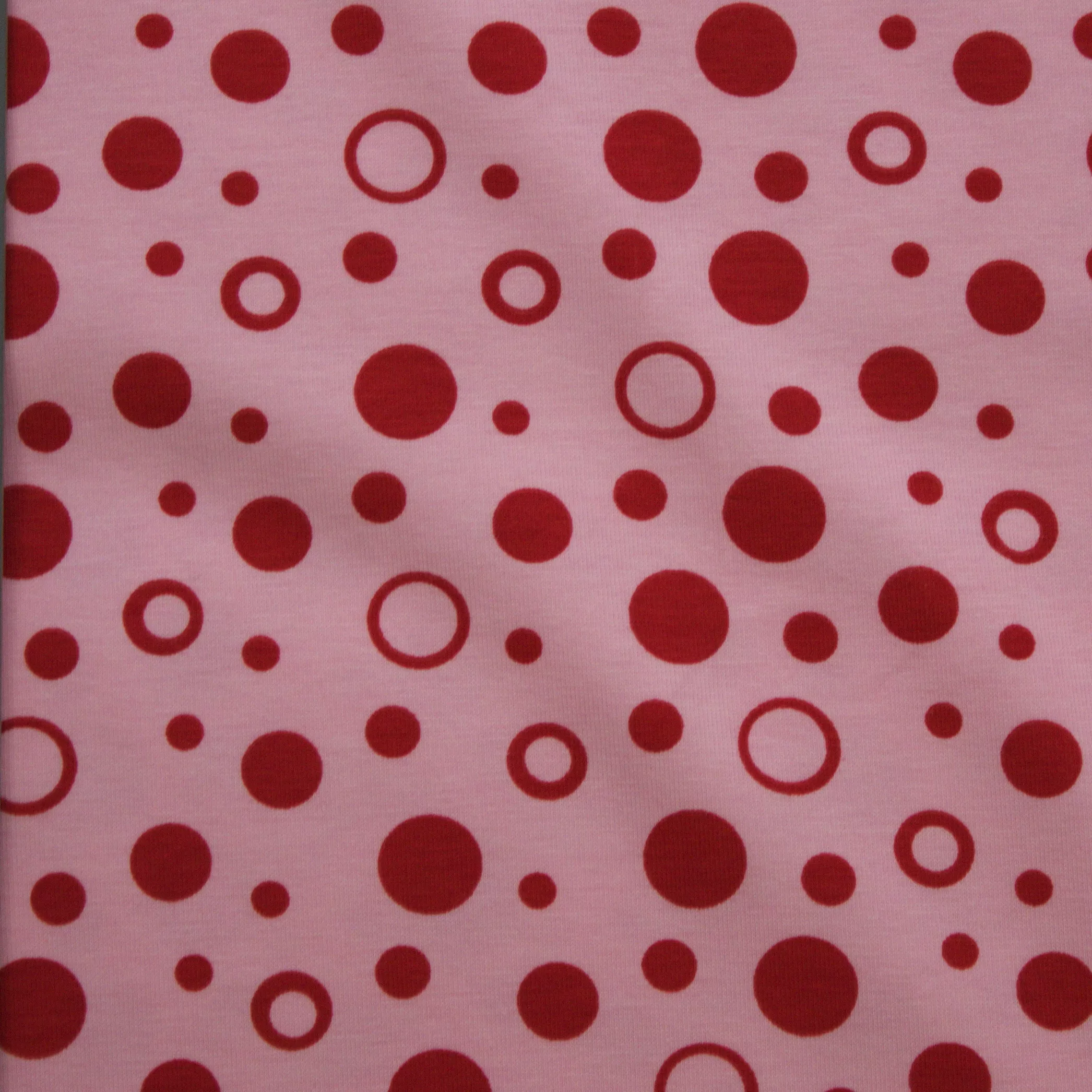 Biokatoen tricot met bolletjes
